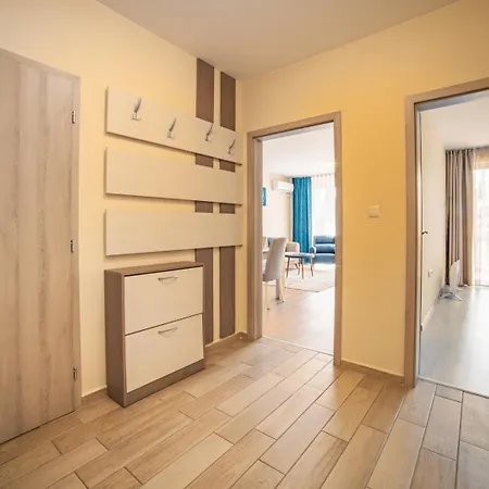 アパート 2br W/ Private Garage ヴェリコ・タルノヴォ